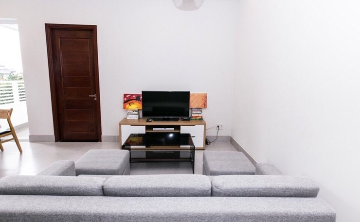 Serviced apartment for rent (2)